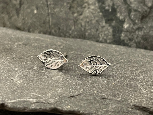 Leaf - 925 Sterling Silver Plain Stud Earrings