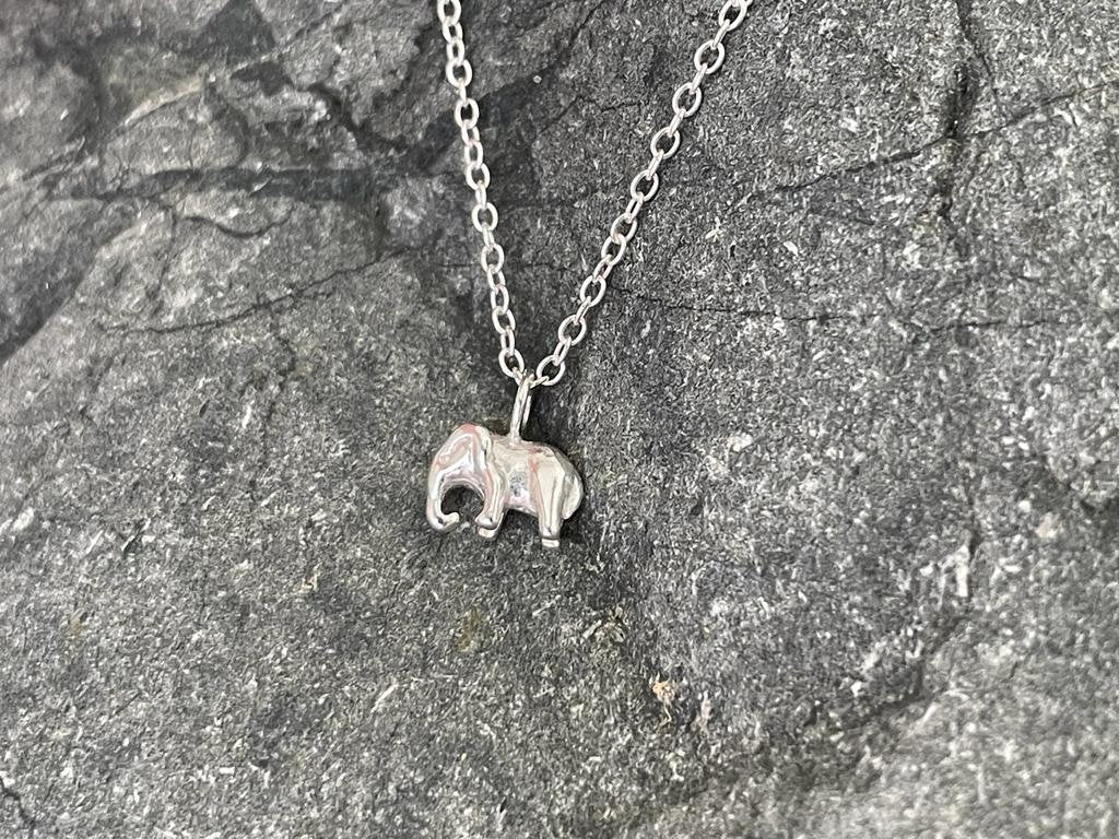 Indian Elephant - 925 Sterling Silver Plain Pendant Necklace - Boxed