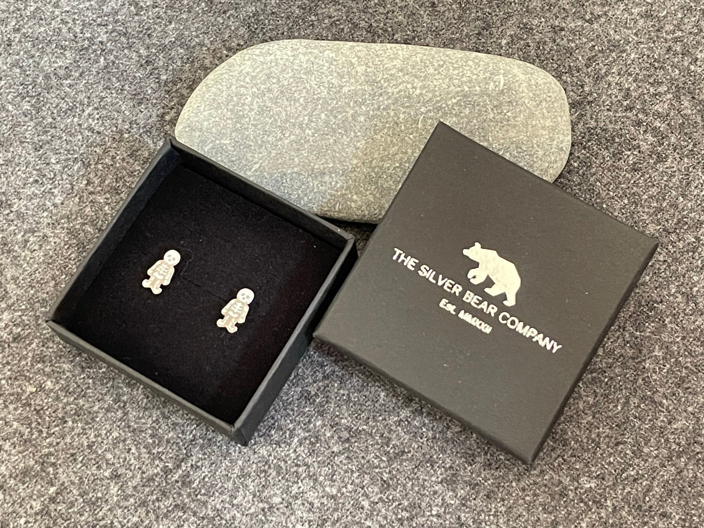 Skeleton - 925 Sterling Silver Plain Stud Earrings Boxed. The Silver Bear Company