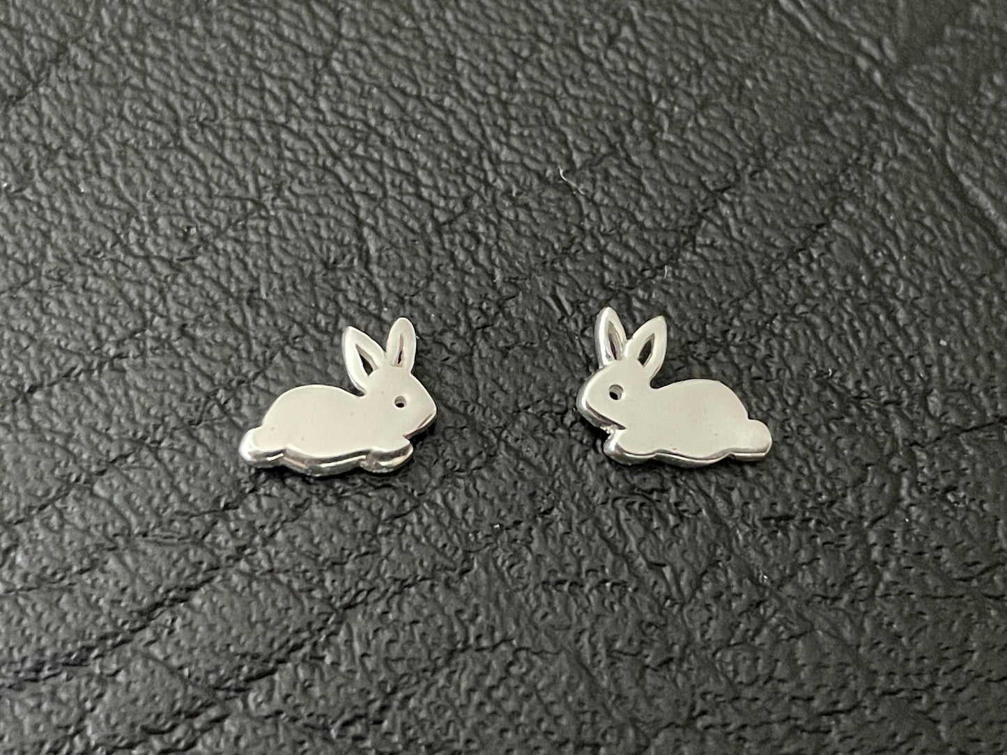 Rabbits - 925 Sterling Silver Stud Earrings - The Silver Bear Company