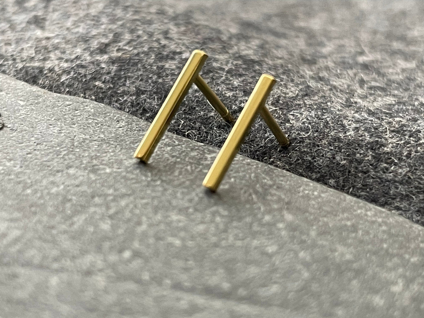 Bar - 14ct Gold Plated 925 Sterling Silver Plain Ear Studs Boxed