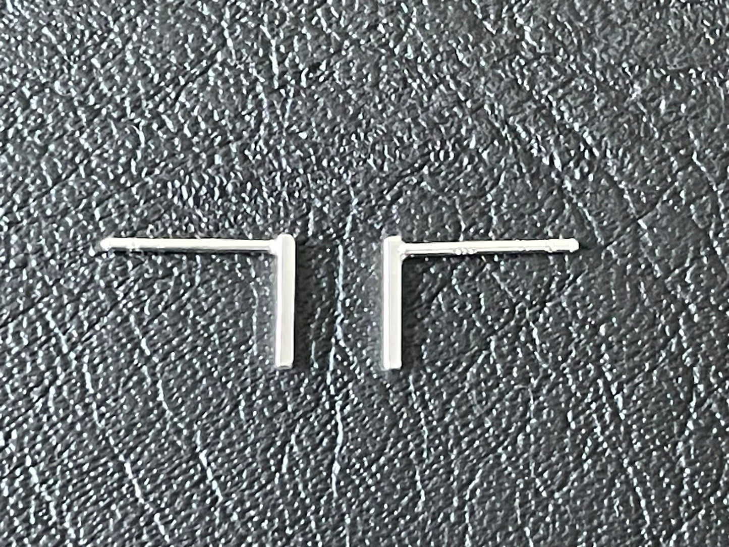 Bar - 925 Sterling Silver Plain Ear Studs Boxed