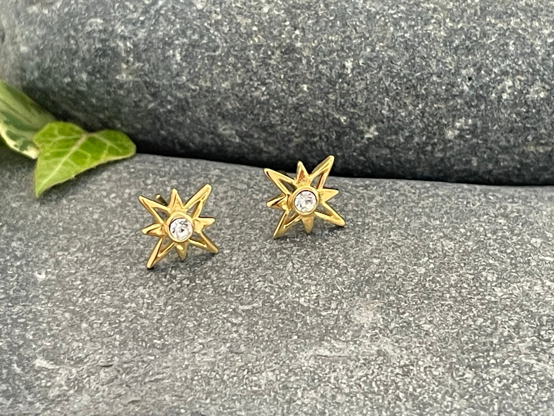 Star - 925 Sterling Silver Cube Zirconia CZ Stud Earrings (Gold) Boxed