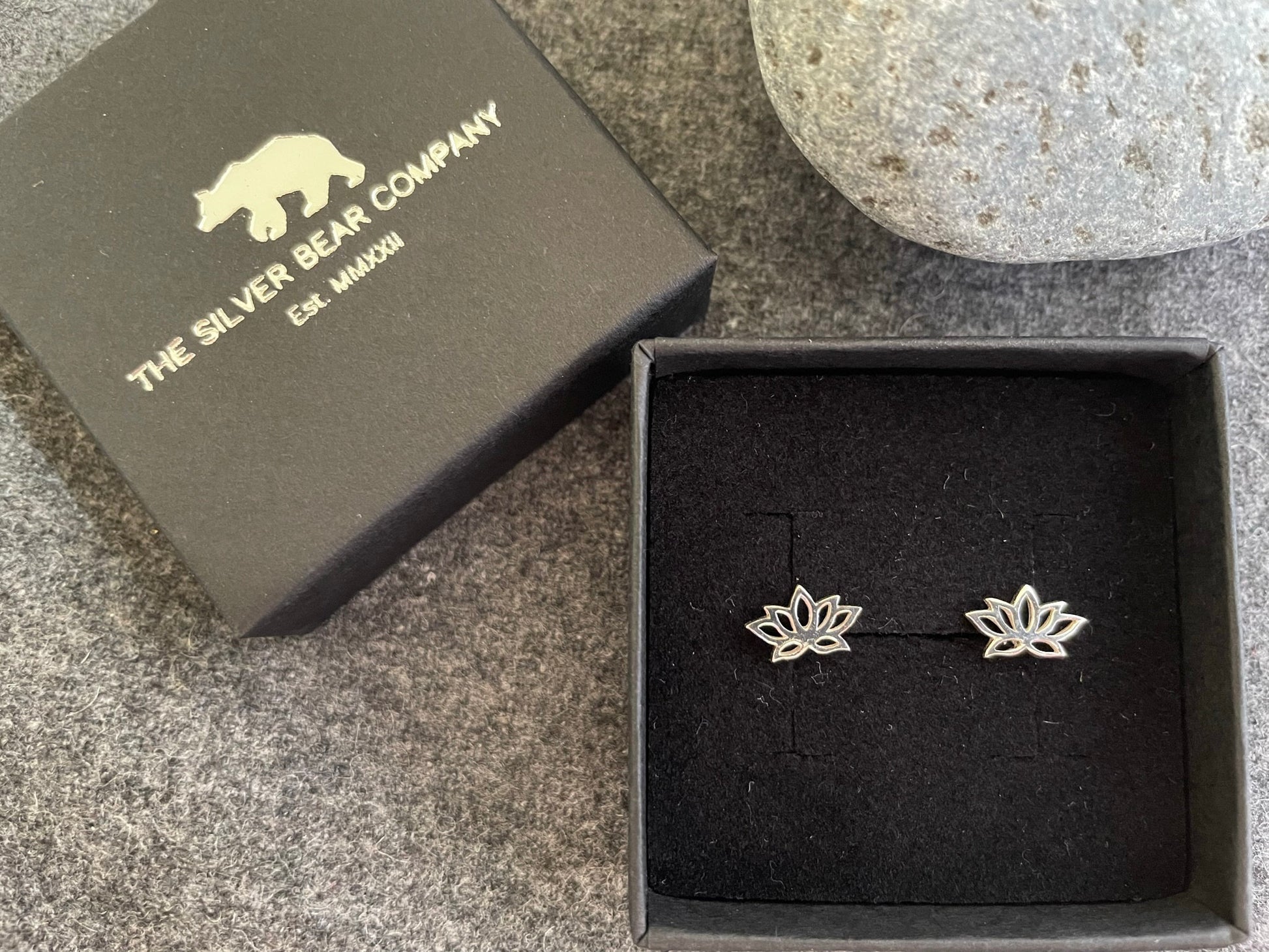 Lotus Flower - 925 Sterling Silver Plain Stud Earrings