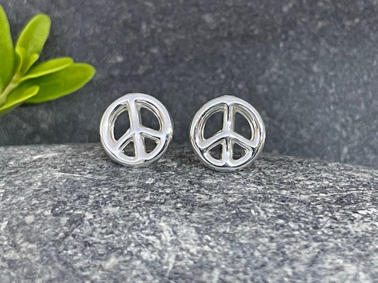 Peace (medium) - 925 Sterling Silver Plain Stud Earrings