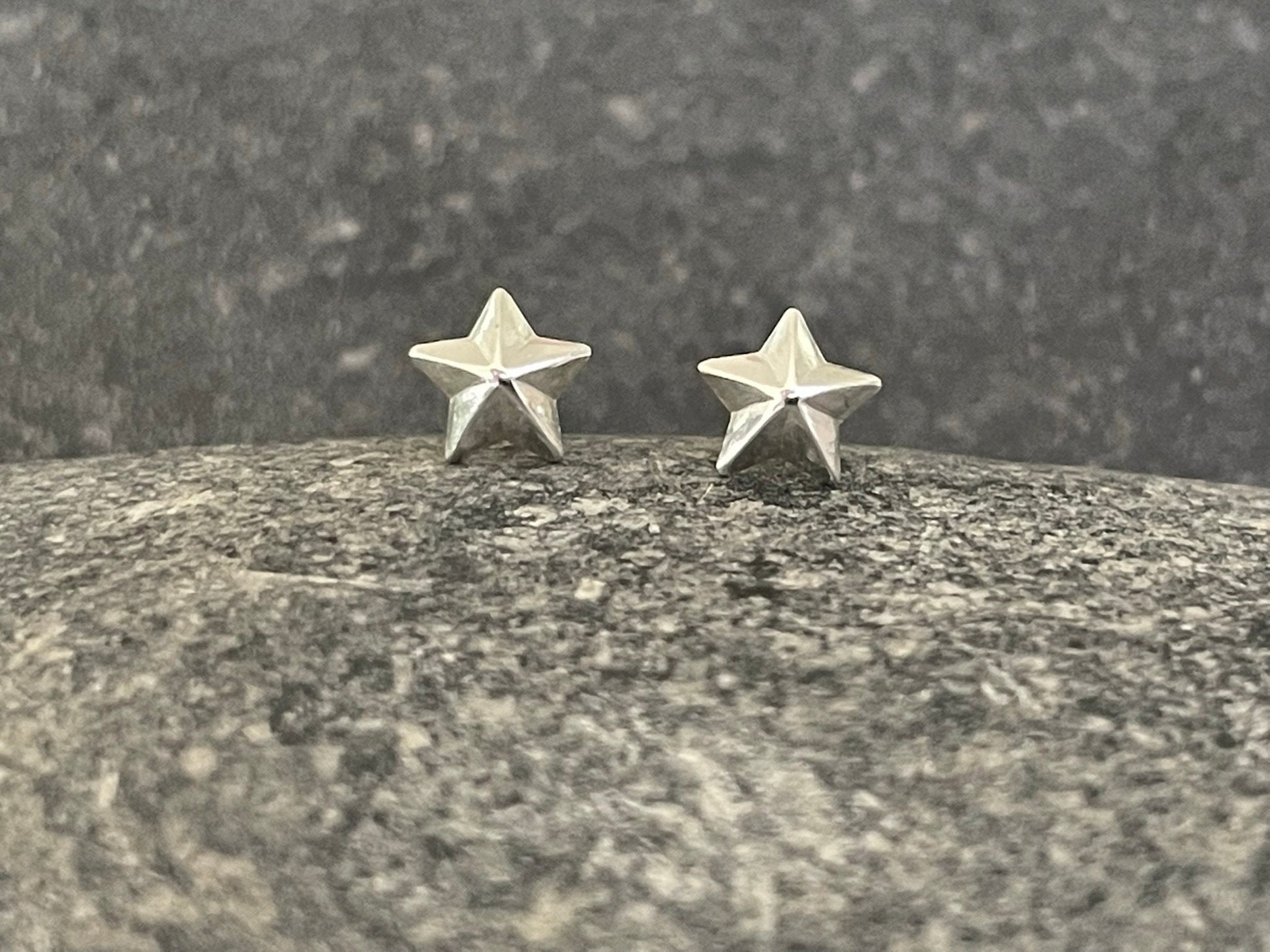 Star - 925 Sterling Silver Plain Stud Earrings