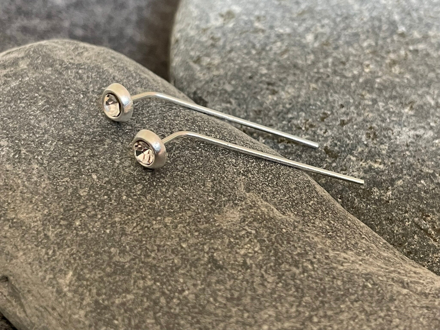 Round - 925 Sterling Silver Crystal Bar Drop Earrings