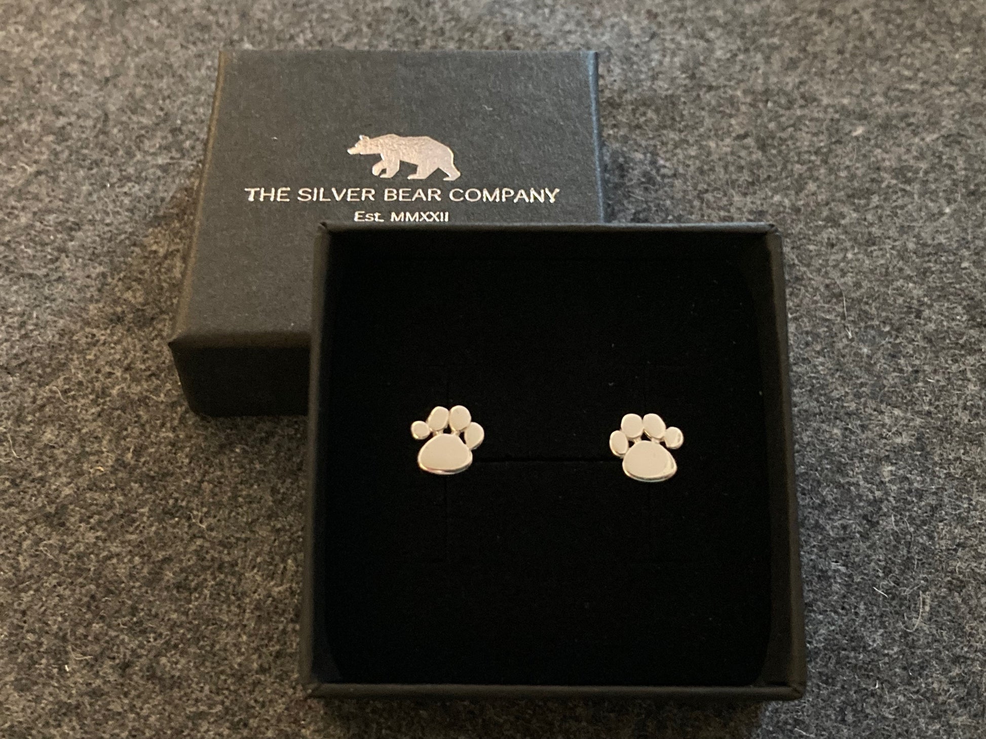 Pawprint - 925 Sterling Silver Plain Stud Earrings
