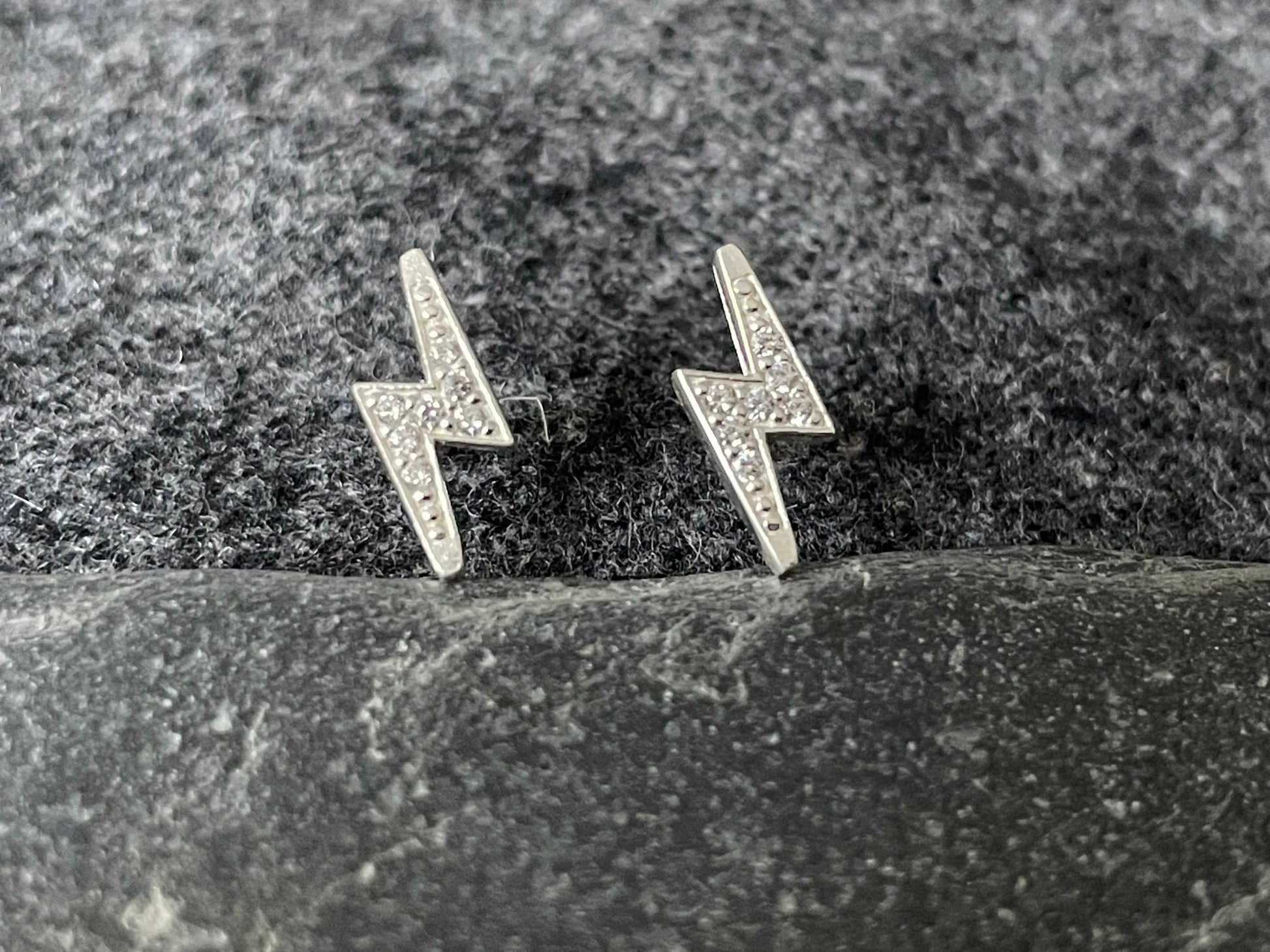 Lightning Bolt - 925 Sterling Silver Cubic Zirconia Ear Studs CZ