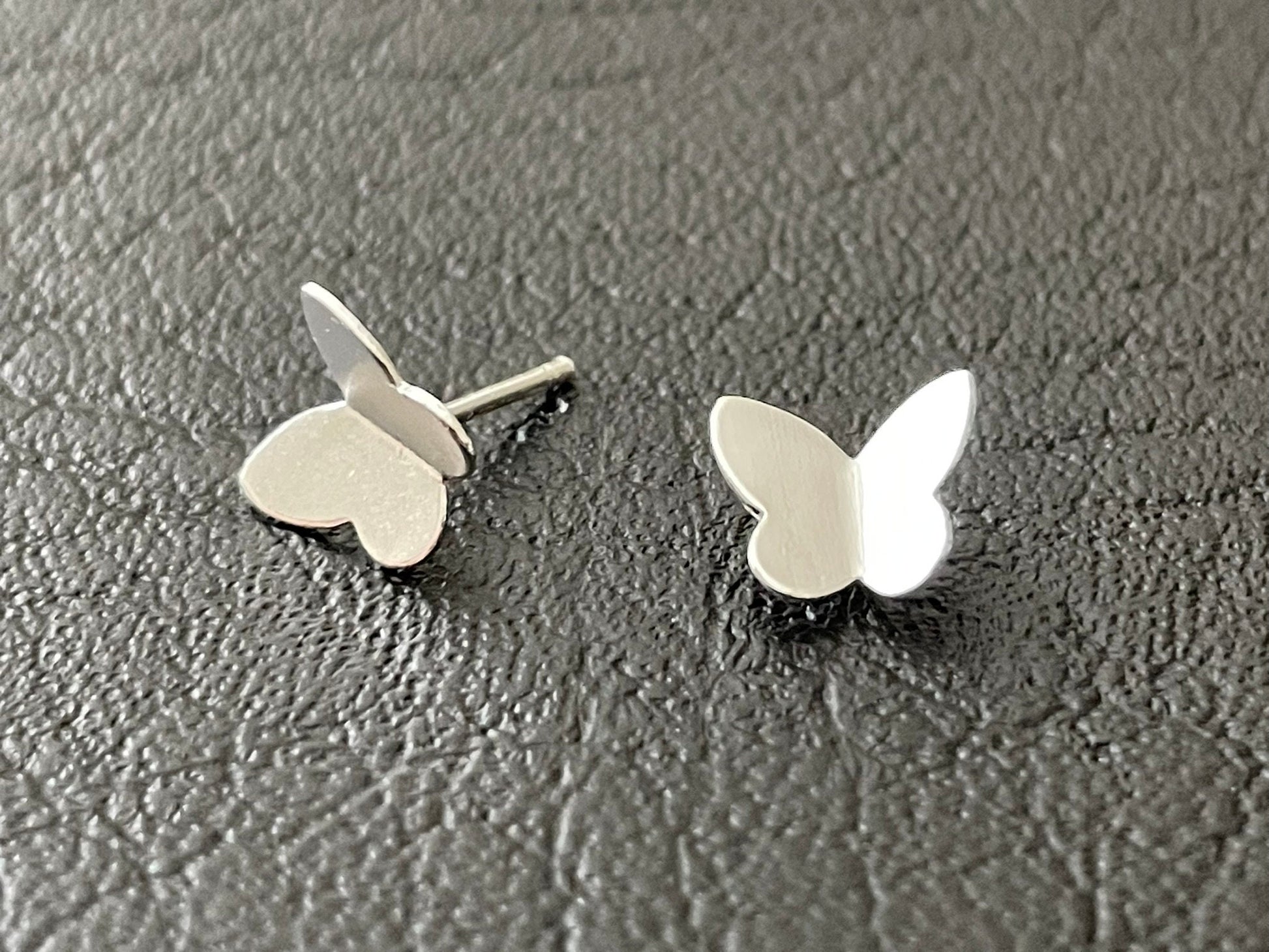 Butterfly - 925 Sterling Silver Plain Ear Studs - Boxed