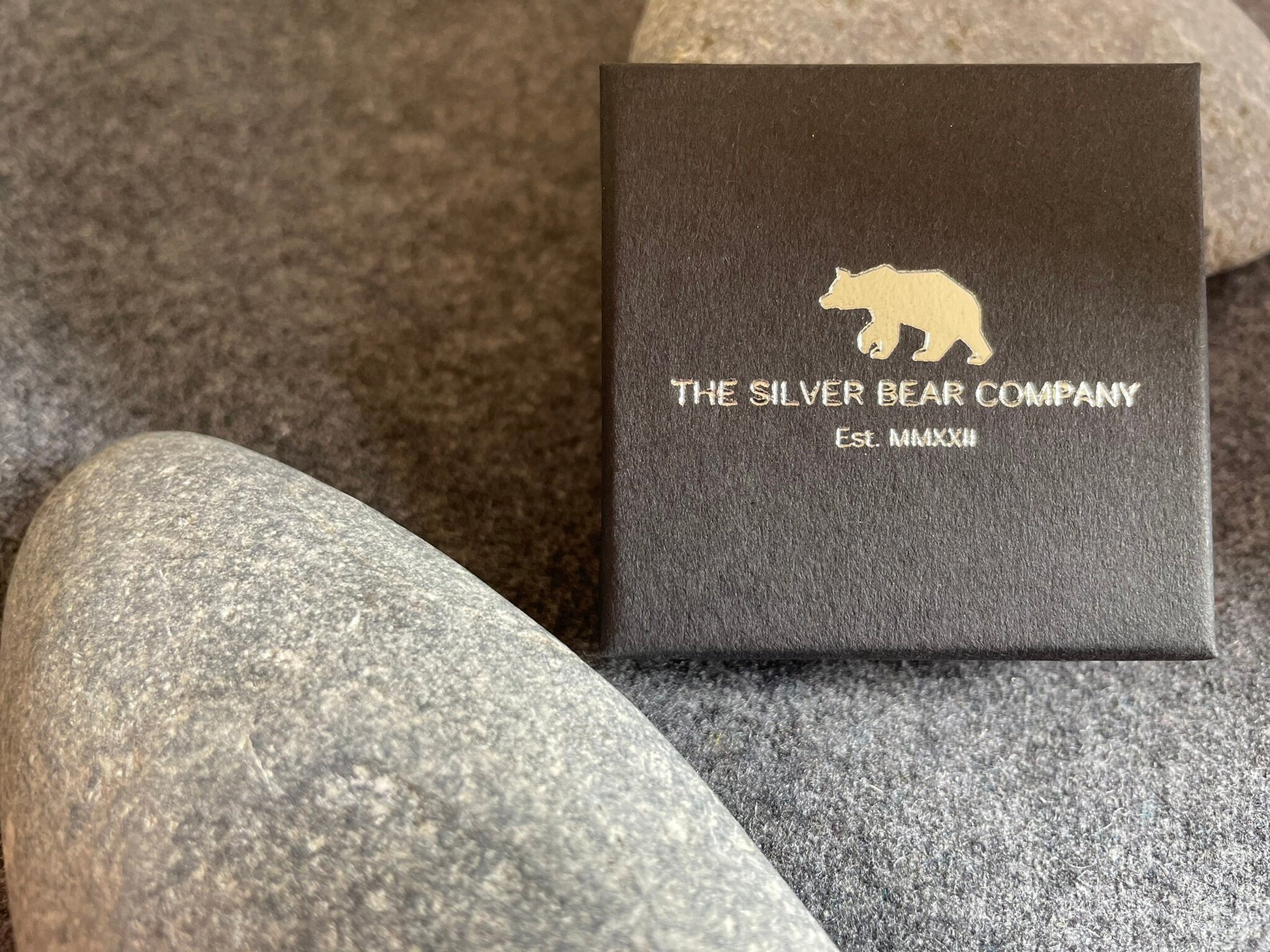 Marquise Bali - 925 Sterling Silver Plain Earrings - Dark Blue Enamel, Oval.