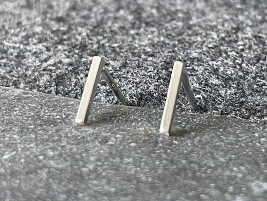 Bar - 925 Sterling Silver Plain Ear Studs Boxed