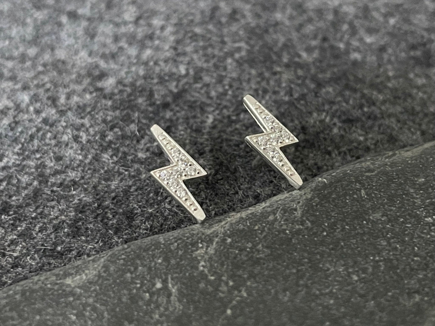 Lightning Bolt - 925 Sterling Silver Cubic Zirconia Ear Studs CZ