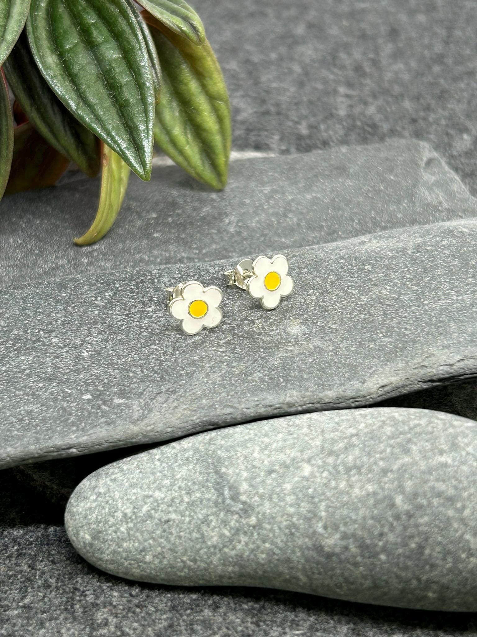 Flower Daisy - 925 Sterling Silver Plain Colourful Ear Studs