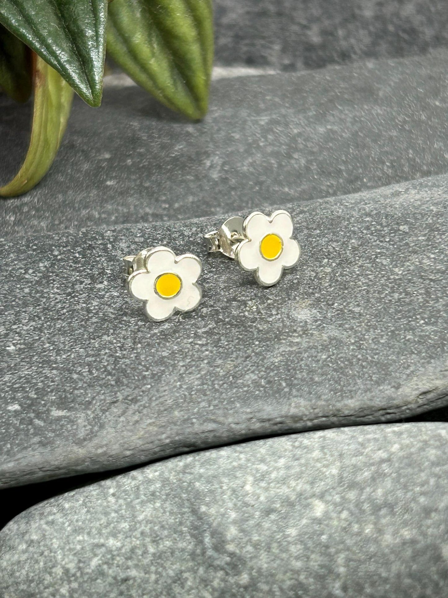 Flower Daisy - 925 Sterling Silver Plain Colourful Ear Studs