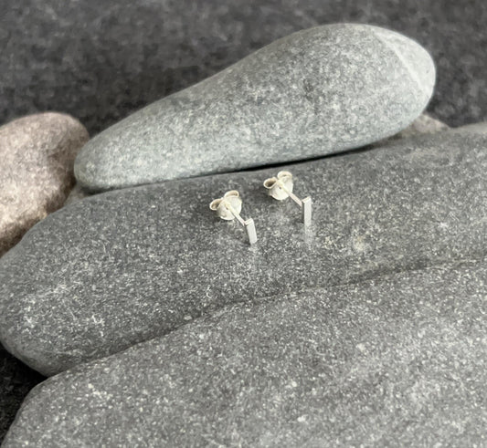 Bar - 925 Sterling Silver Plain Ear Studs Boxed