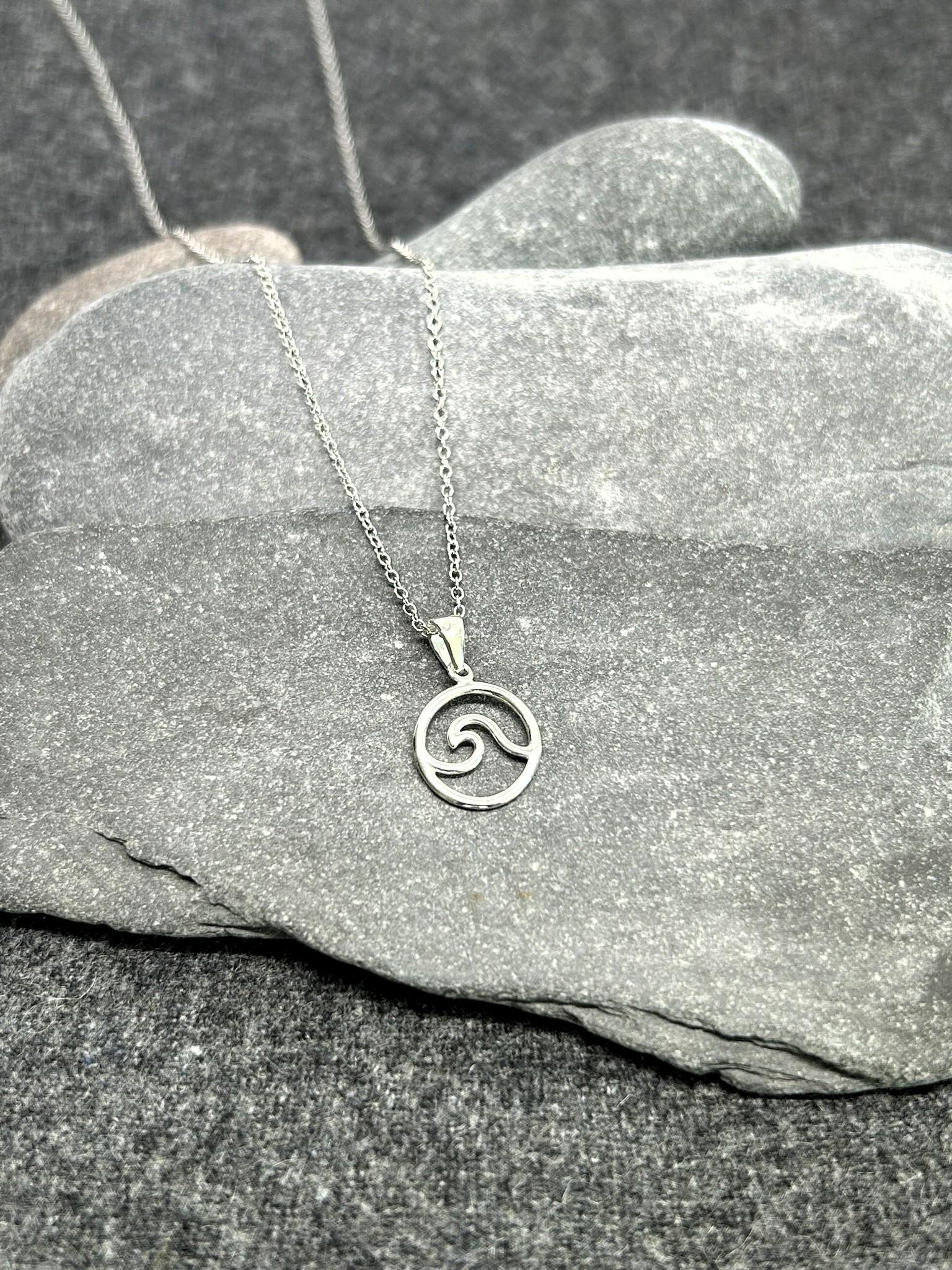 Wave - 925 Sterling Silver Pendant and Necklace - Boxed