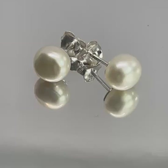 Freshwater Pearl - 7mm 925 Sterling Silver Stud Earrings